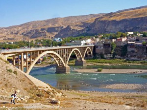 Die neue Tigris-Brücke